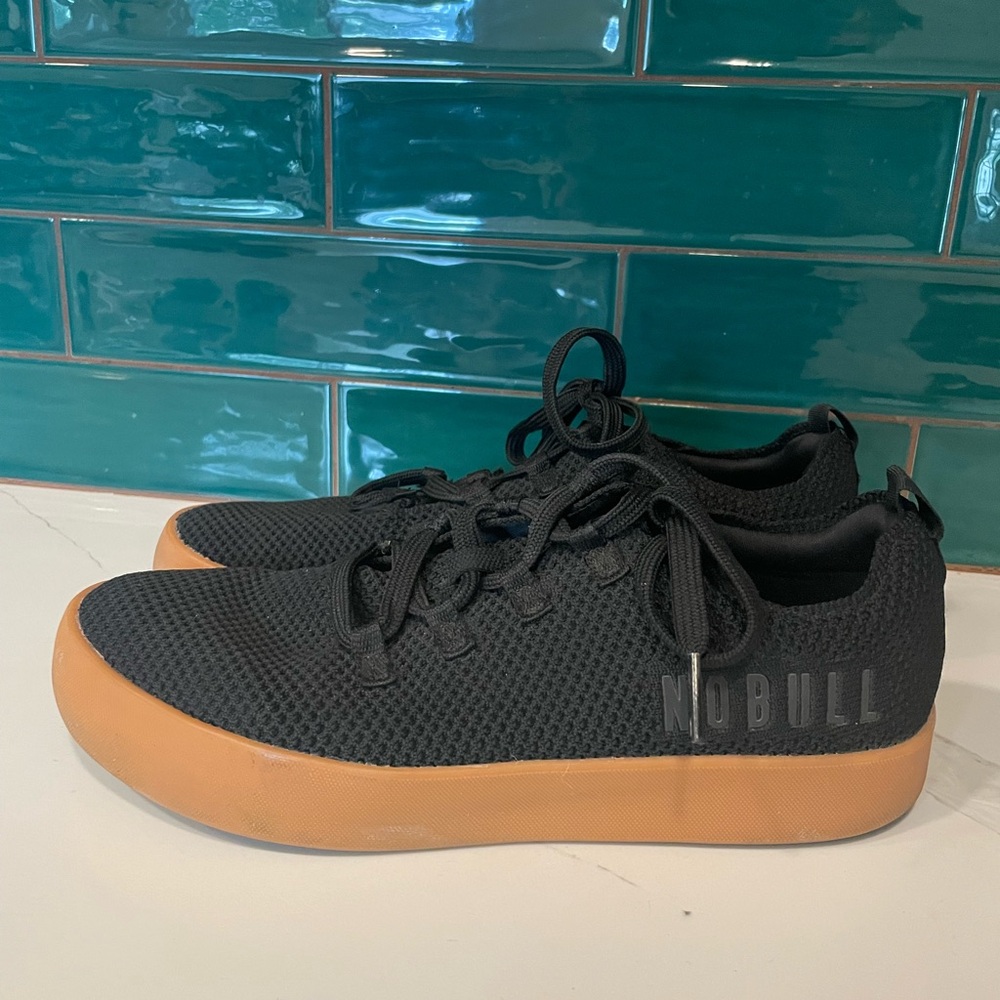 NOBULL Black and Tan Sneakers with Minimalist Design